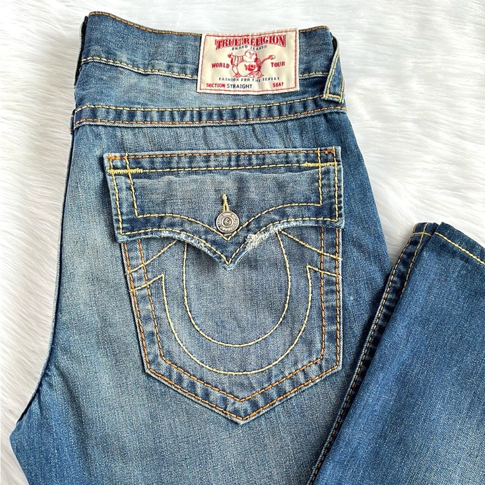 •HP• True Religion Distressed Straight Jeans